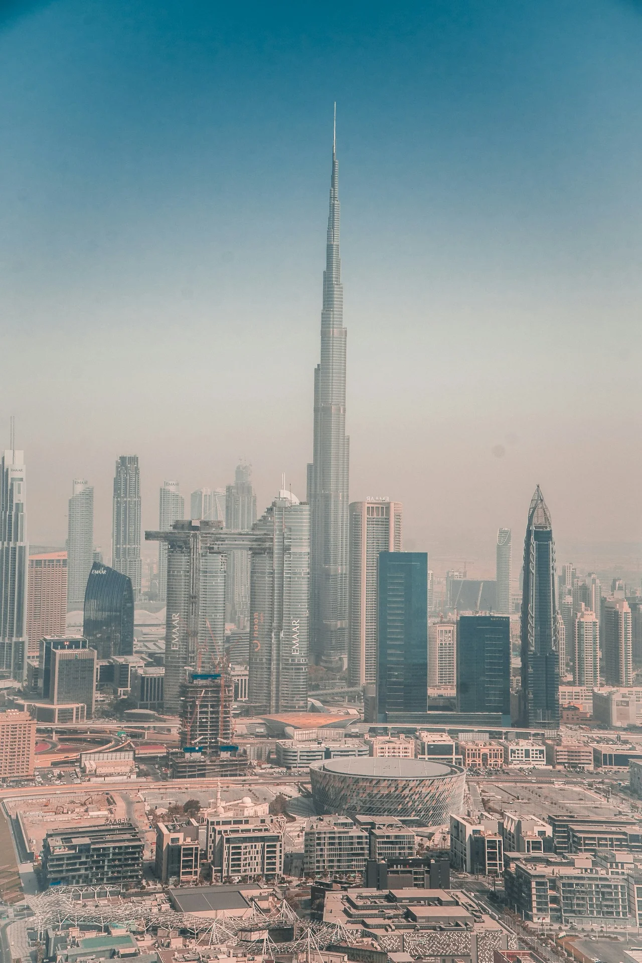 Business Bay · Dubai — Burj Khalifa
